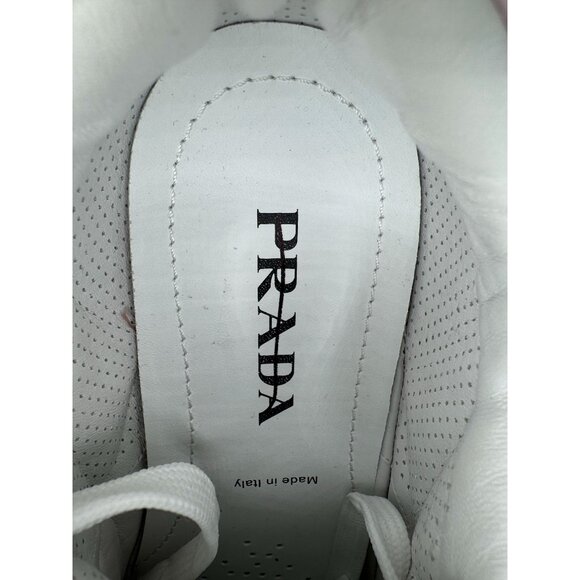 Prada Re-Nylon Piuma Metal Triangle Logo Quilted 45mm Sneakers 40 Alabastro - Picture 9 of 11